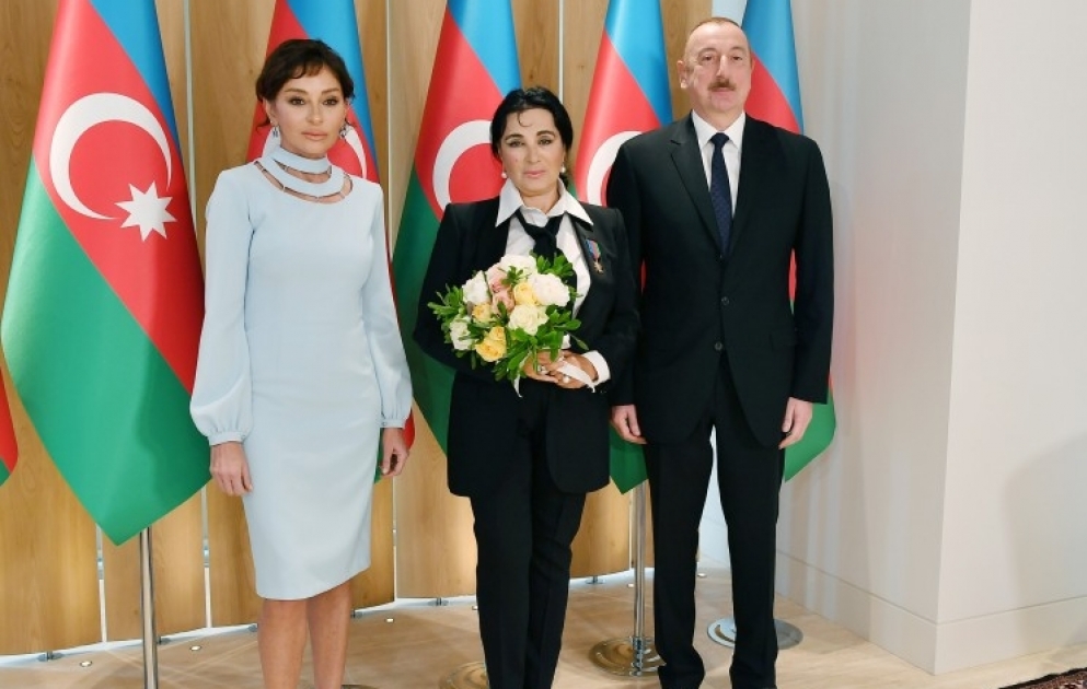 President Ilham Aliyev and first lady Mehriban Aliyeva met with president of Russian Rhythmic Gymnastics Federation