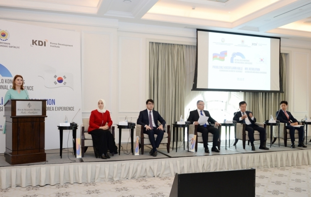 Bakıda problemli kreditlərin həlli müzakirə olunub