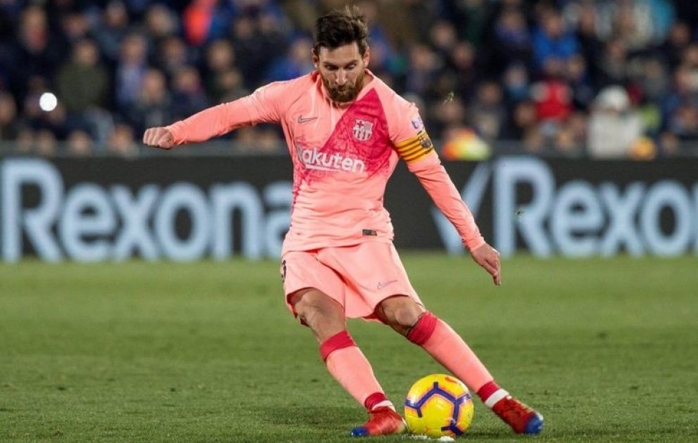 Lionel Messi İspaniya çempionatında 70 illik rekordu təkrarlayıb