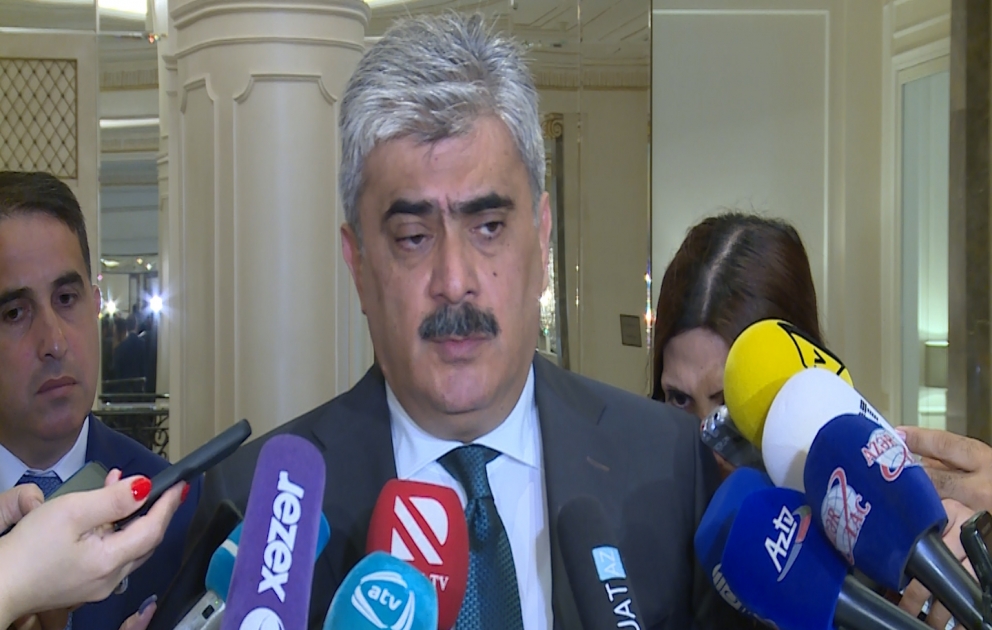 Nazir: Məqsəd xarici dövlət borcunu daha çox milli valyutada olan dövlət borcu ilə əvəzləməkdir