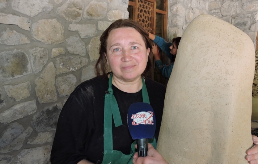 Olqa Skubçenko: Mən öz keramika işimi Şəkiyə həsr etmişəm