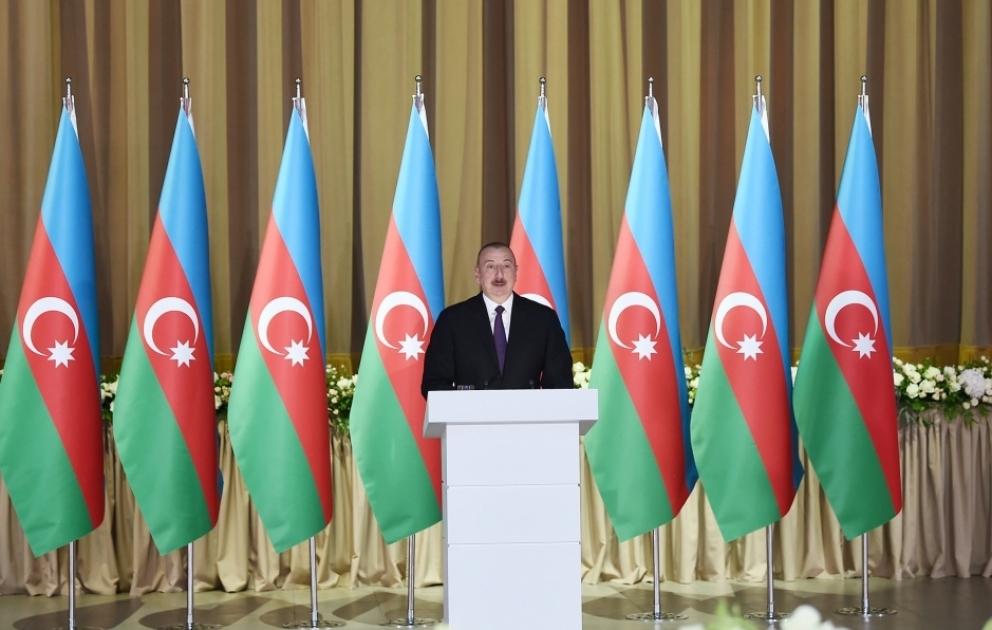 Prezident İlham Əliyev 28 May – Respublika Günü münasibətilə keçirilən rəsmi qəbulda iştirak edib