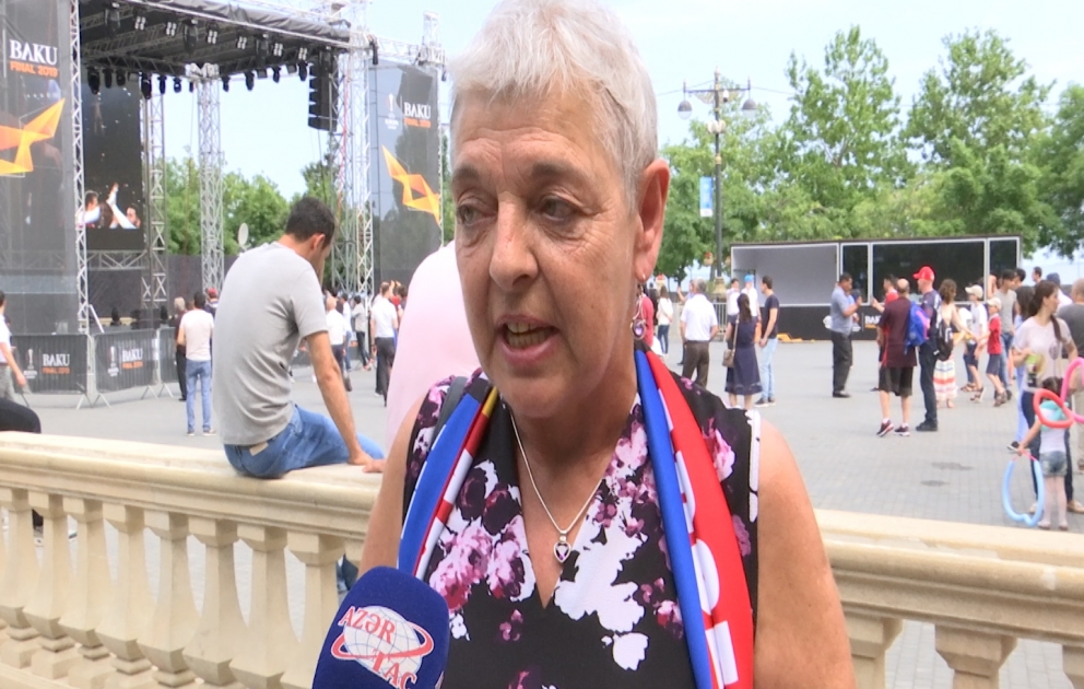 Uelsli turist: Mən Bakını belə təsəvvür etmirdim