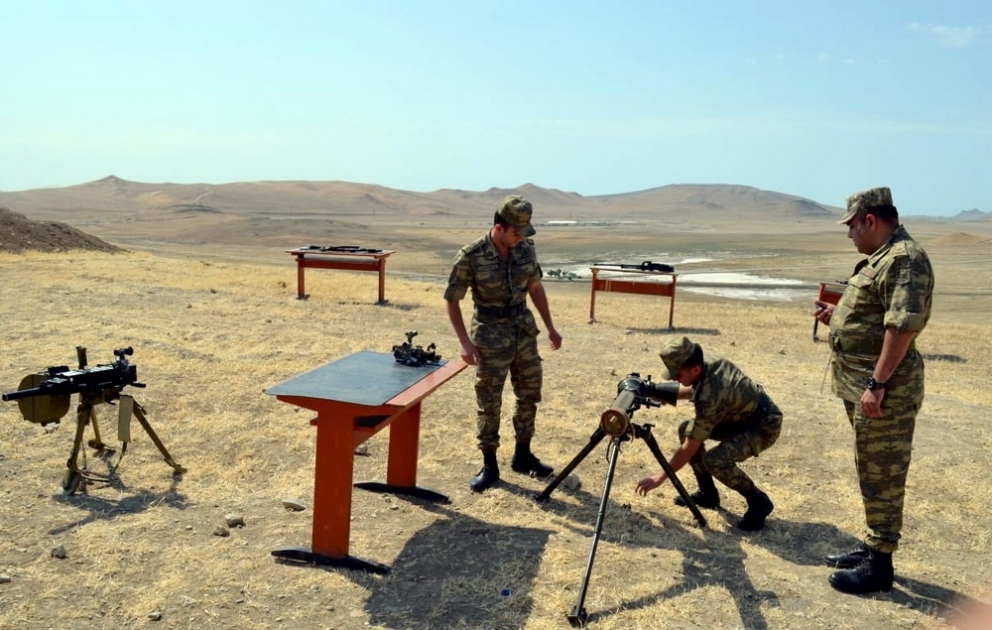 Ali Hərbi Məktəbin kursantlarının dövlət imtahanları keçirilir
