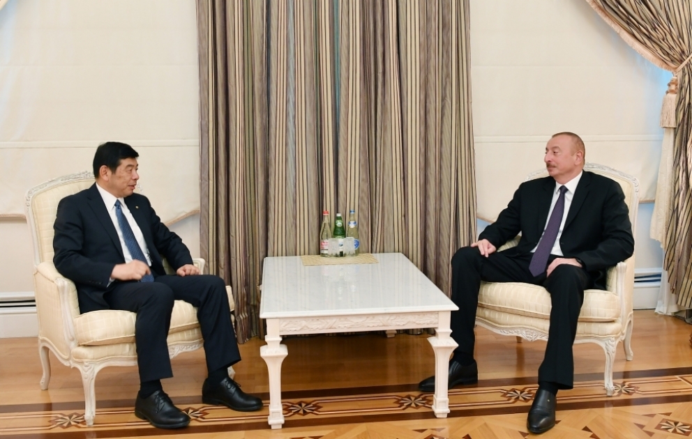 Entretien du président Ilham Aliyev avec le secrétaire général de l'Organisation mondiale des douanes