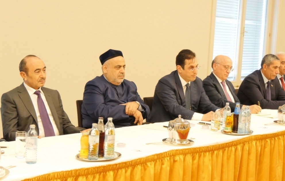 Azərbaycan nümayəndə heyəti Vyanada Avstriya hökumətinin və parlamentinin üzvləri ilə görüşüb