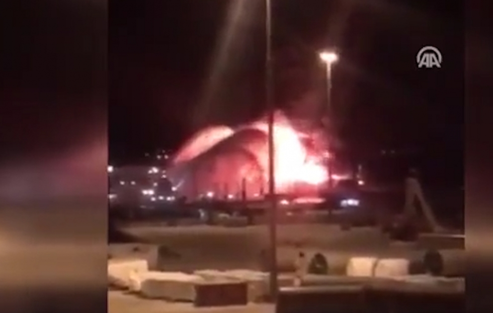 Türkiyədə İtaliyaya məxsus tanker partladı: 16 nəfər xəsarət aldı