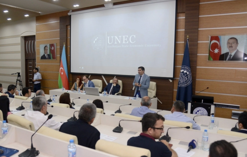 UNEC-in ikili diplom proqramlarının təqdimatı keçirilib