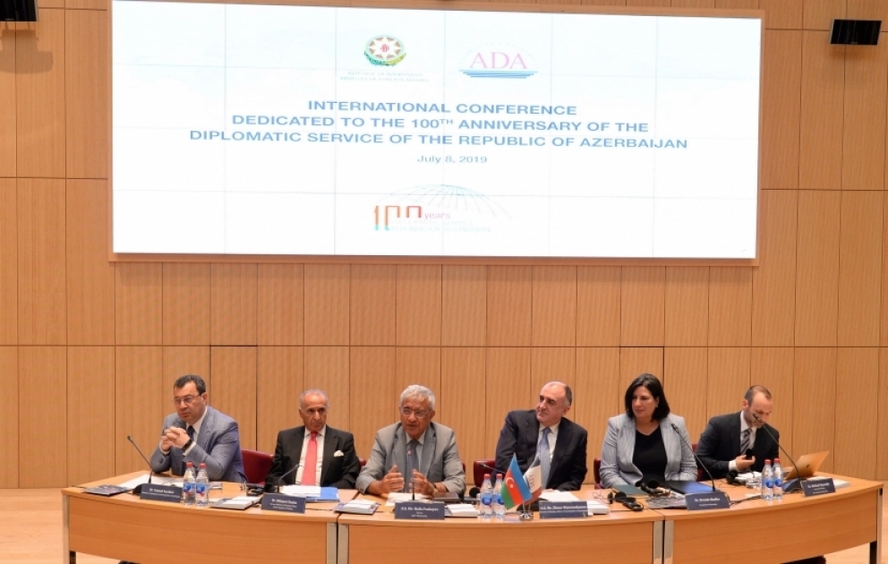 ADA Universitetində Azərbaycanın diplomatik xidmətinin 100 illiyinə həsr edilən beynəlxalq konfrans keçirilib