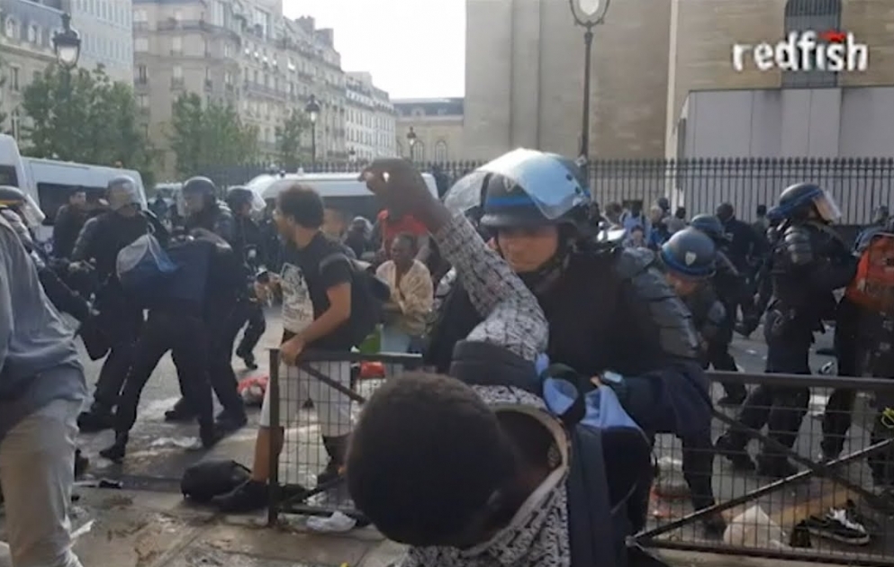 Parisdə ixtişaş: Bu dəfə "qara jiletlilər" aksiya edir