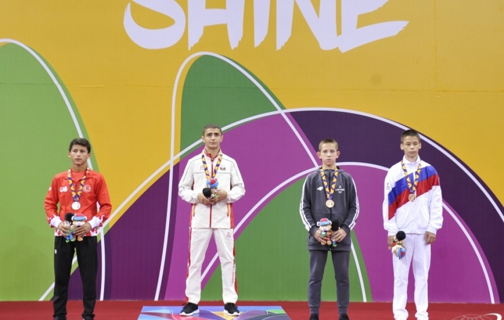Yunan-Roma güləşçisi Qurban Qurbanov festivalda qızıl medal qazanıb