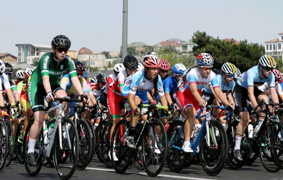 EYOF 2019-da velosiped idmanı üzrə qızlar arasında qrup yarışlarına start verilib