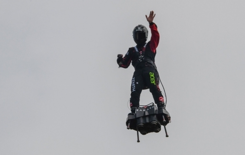 "Flying Man"stürzt ab