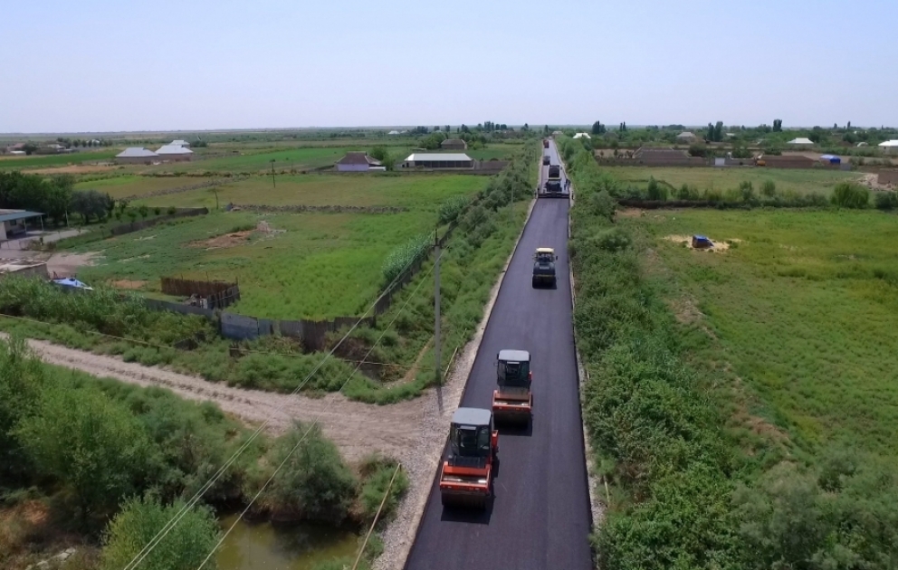 Kürdəmirdə 51,2 kilometrlik avtomobil yolları yenidən qurulur