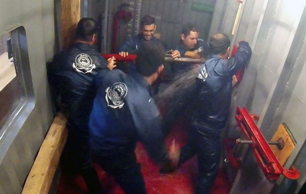 Dənizçilərimiz “Təlim məşq kompleksində suyun daxil olmasına qarşı mübarizə” epizodunun qalibi olub