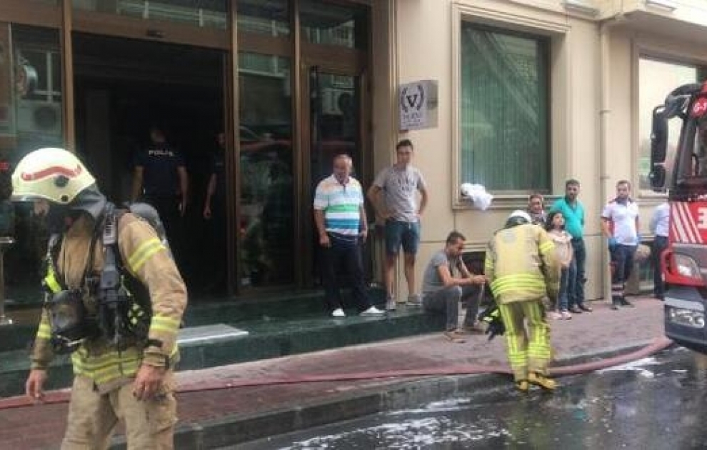 İstanbulda hotel yanır