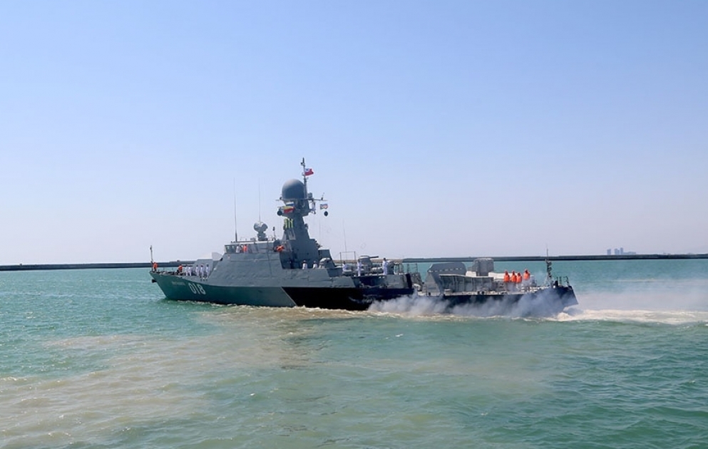 Warships of Russia and Iran left Baku port
