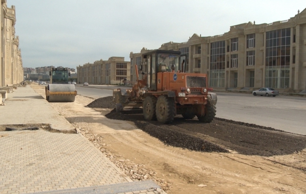 Molla Cümə və ətraf küçələrində müasir yol infrastrukturu yaradılır