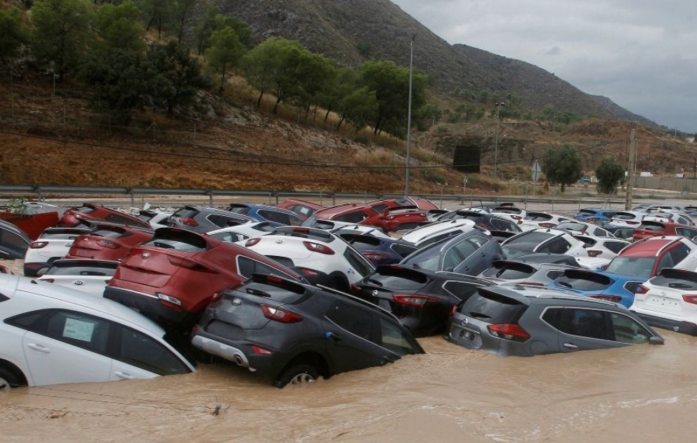 Southeast Spain hit by worst storms on record, 2 dead