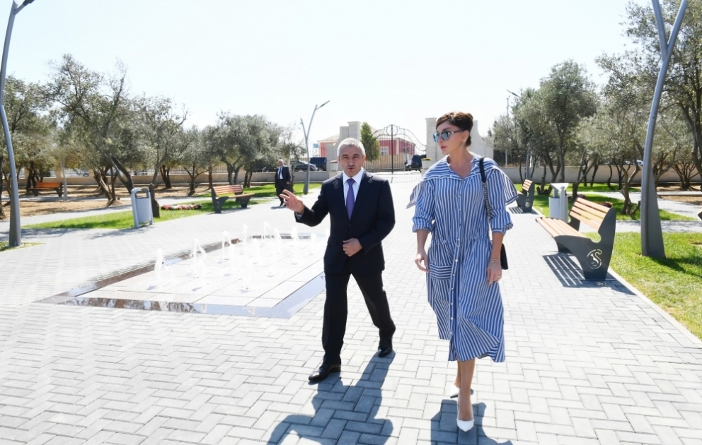 Erste Vizepräsidentin Mehriban Aliyeva besucht Kurdakhani Siedlung