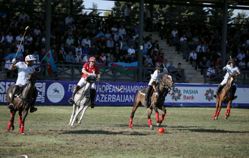Azərbaycan poloçuları növbəti dəfə böyük hesablı qələbə qazanıblar