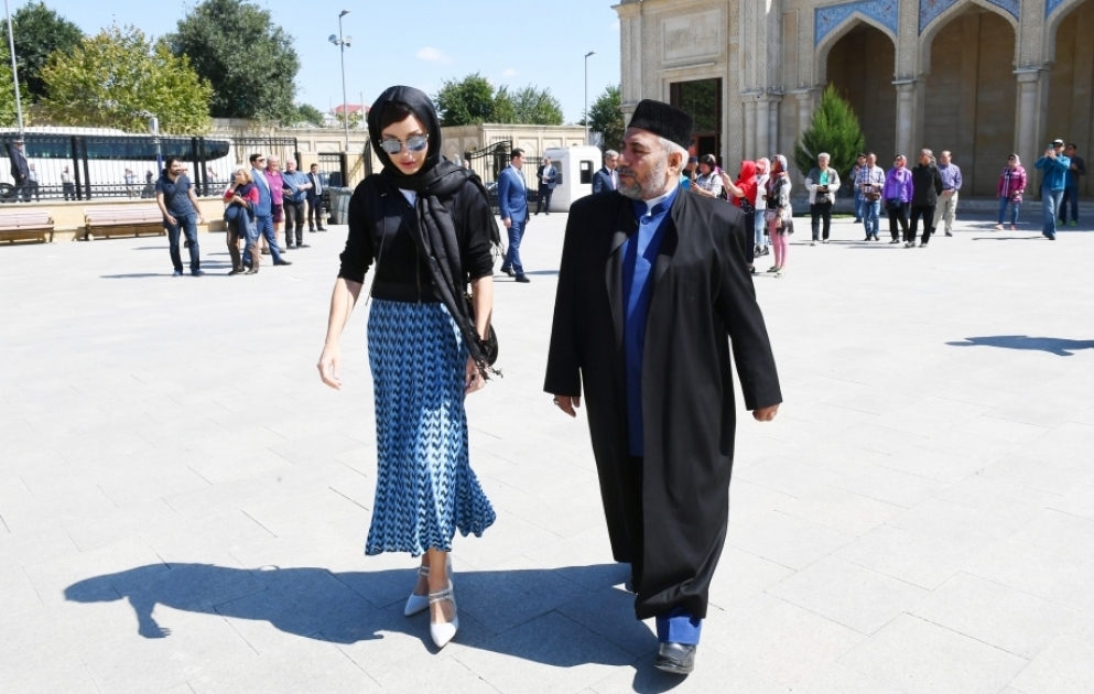 First Vice-President Mehriban Aliyeva visited Shamakhi Juma Mosque