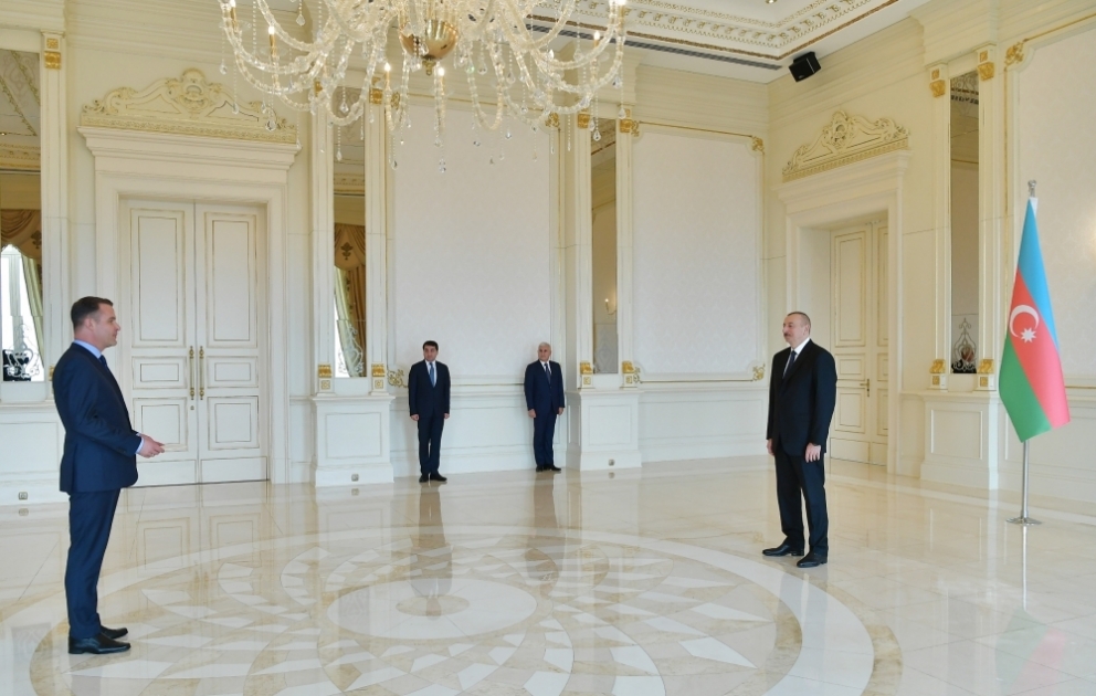 Entretien du président de la République avec le nouvel ambassadeur de Lituanie en Azerbaïdjan