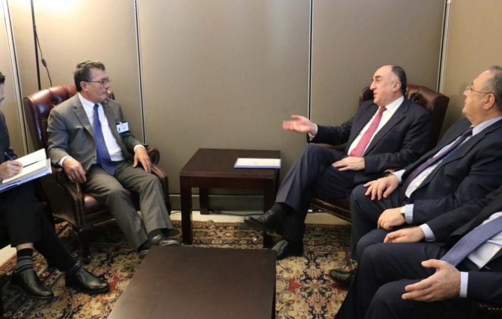 Azerbaijan, Marshall Islands discuss cooperation within international organizations