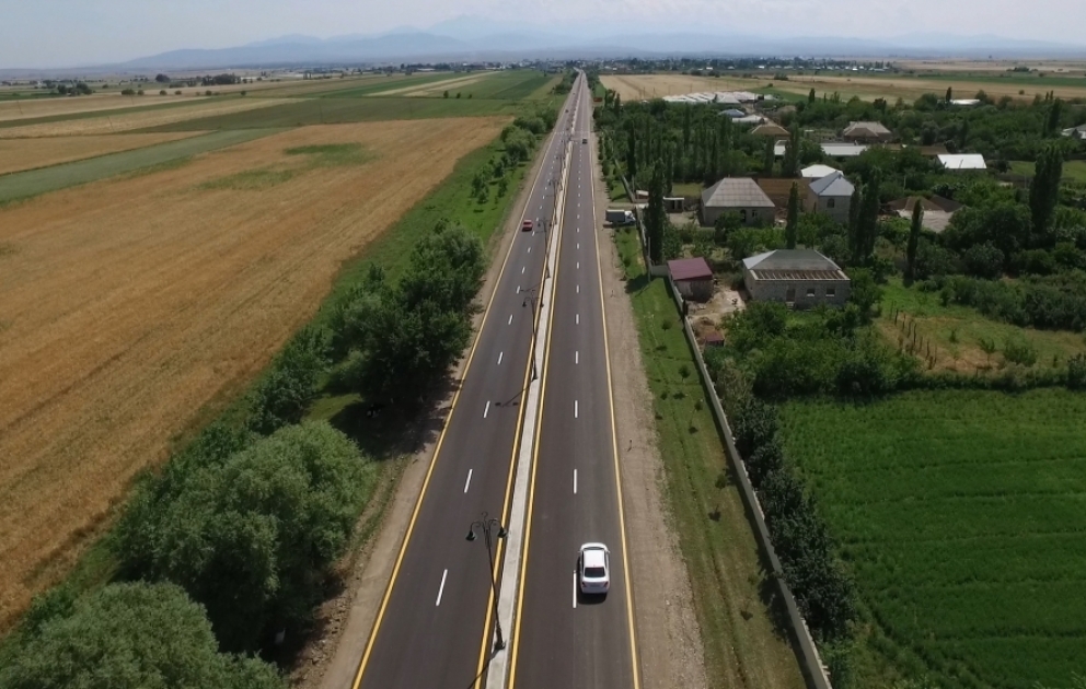 Goranboyda 5 istiqamət üzrə 40 kilometrlik avtomobil yolu yenidən qurulub
