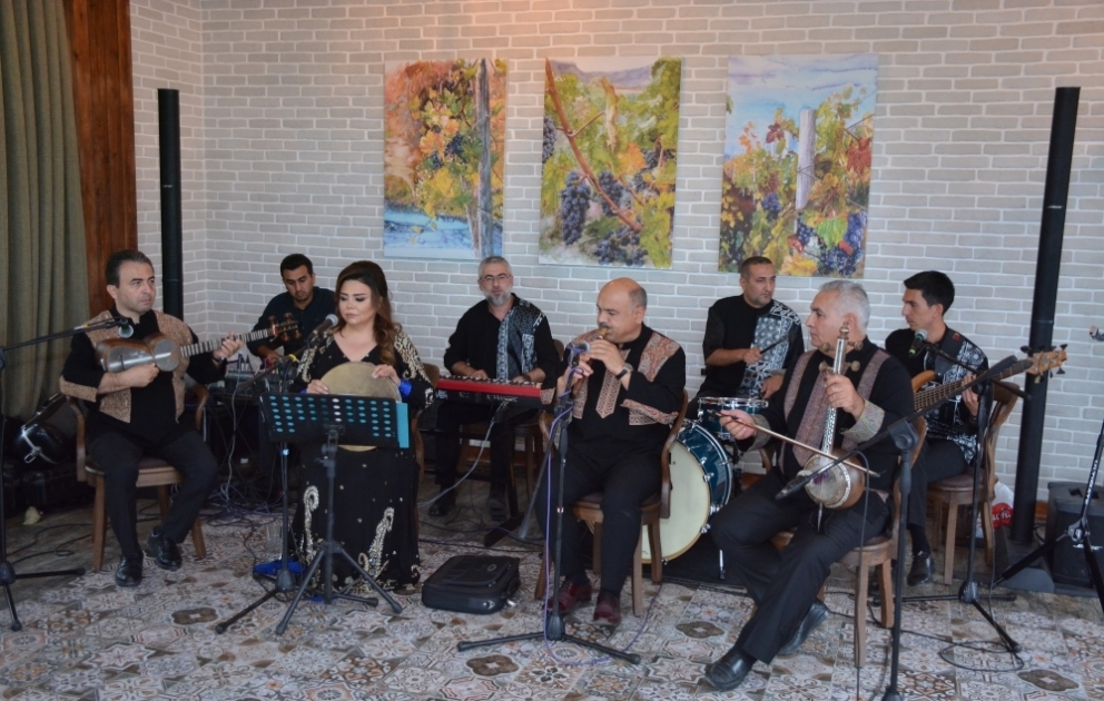 Şamaxıda Nəsimi poeziyası üzərində muğam konserti olub