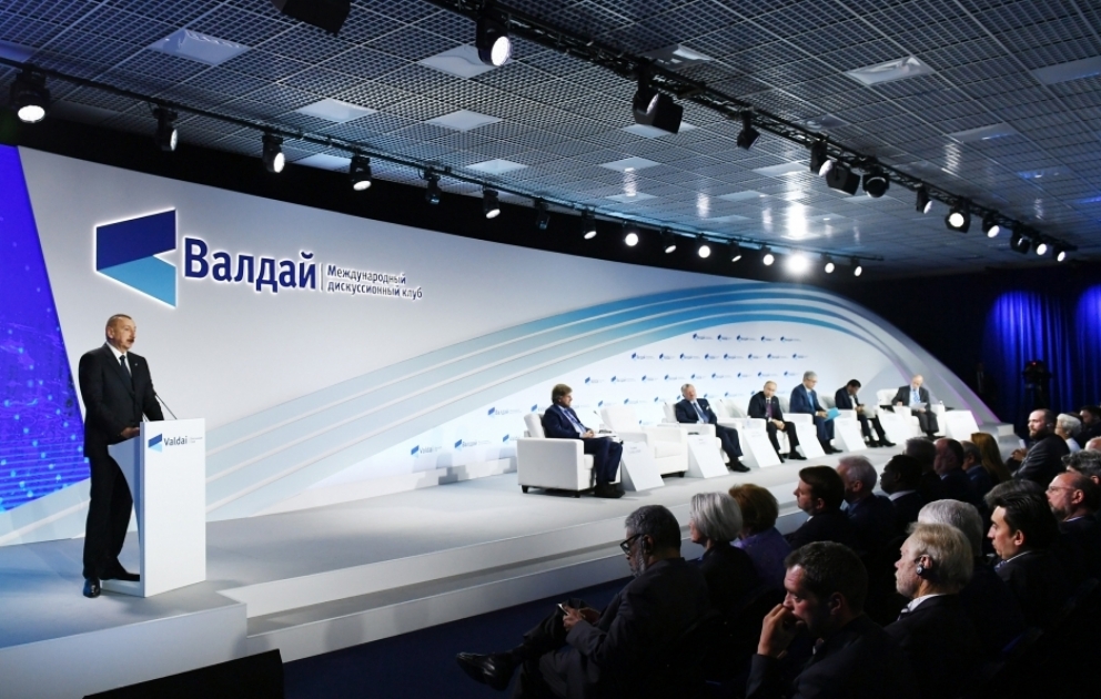 Sochi hosts plenary session of 16th Annual Meeting of Valdai International Discussion Club 
President Ilham Aliyev attends the session