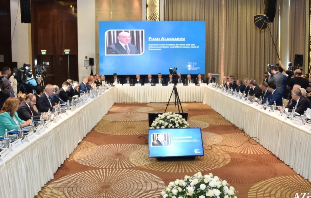 “Güclü və nüfuzlu vəkillik – müasir dövrün çağırışları” mövzusunda beynəlxalq konfrans keçirilib