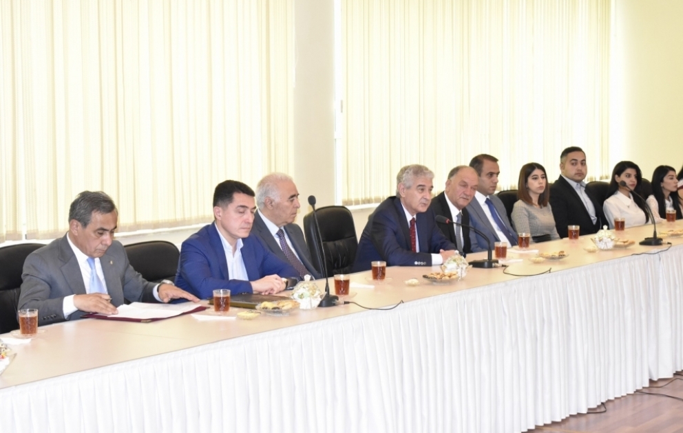 Yeni Azərbaycan Partiyasının təşkilatçılığı ilə Yevlaxda gənclərlə görüş keçirilib