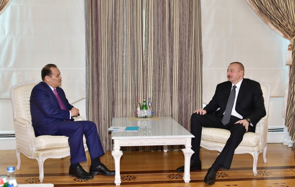 Präsident Ilham Aliyev empfängt Generalsekretär von Kooperationsrat türkischsprachiger Staaten