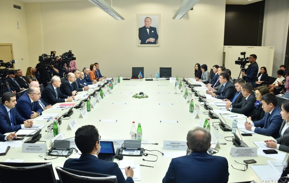 В Баку проходит 16-е заседание азербайджано-казахстанской межправительственной комиссии