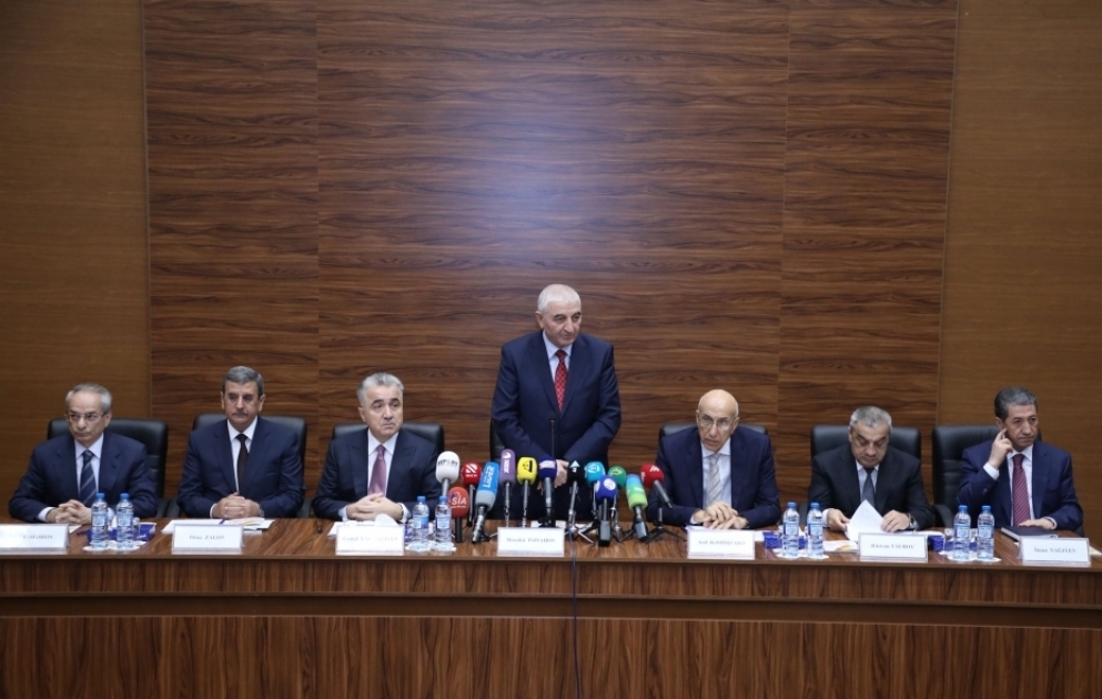 Mərkəzi Seçki Komissiyasında dairə seçki komissiyalarının sədrləri üçün geniş müşavirə keçirilib