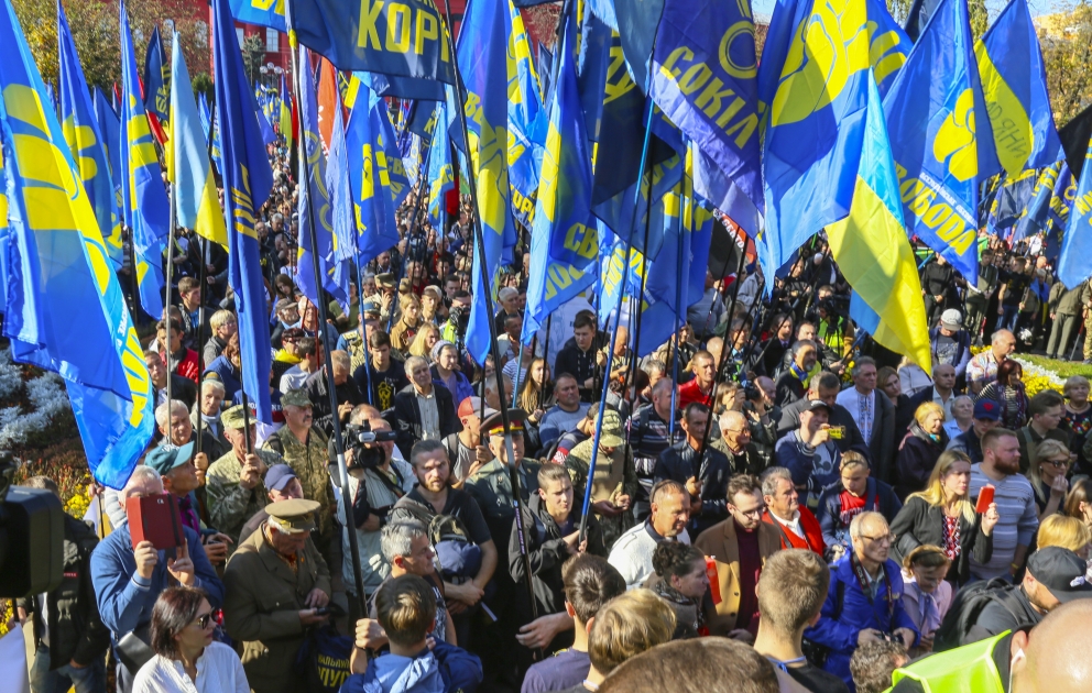 В Киеве проходит марш защитников Украины