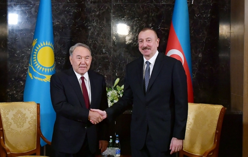 Prezident İlham Əliyev Qazaxıstanın birinci Prezidenti-elbası, Türk Şurasının fəxri sədri Nursultan Nazarbayevlə görüşüb