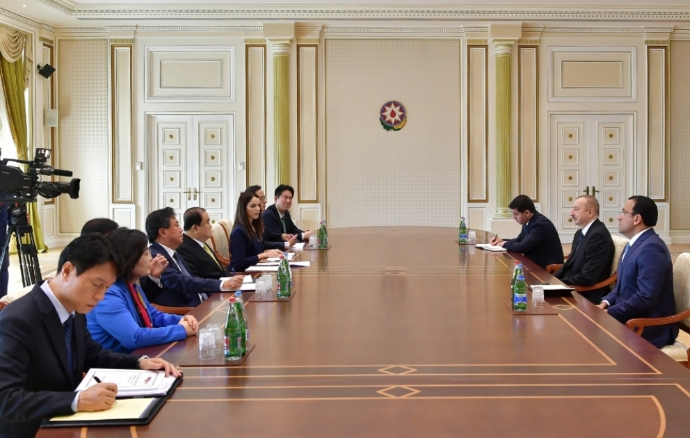 Le président Ilham Aliyev reçoit une délégation menée par le président de l’Assemblée nationale coréenne
