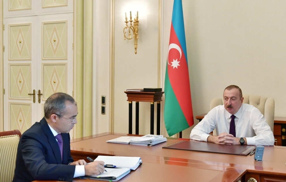 Le président Ilham Aliyev reçoit Mikayil Djabbarov à la suite de sa nomination à un nouveau poste