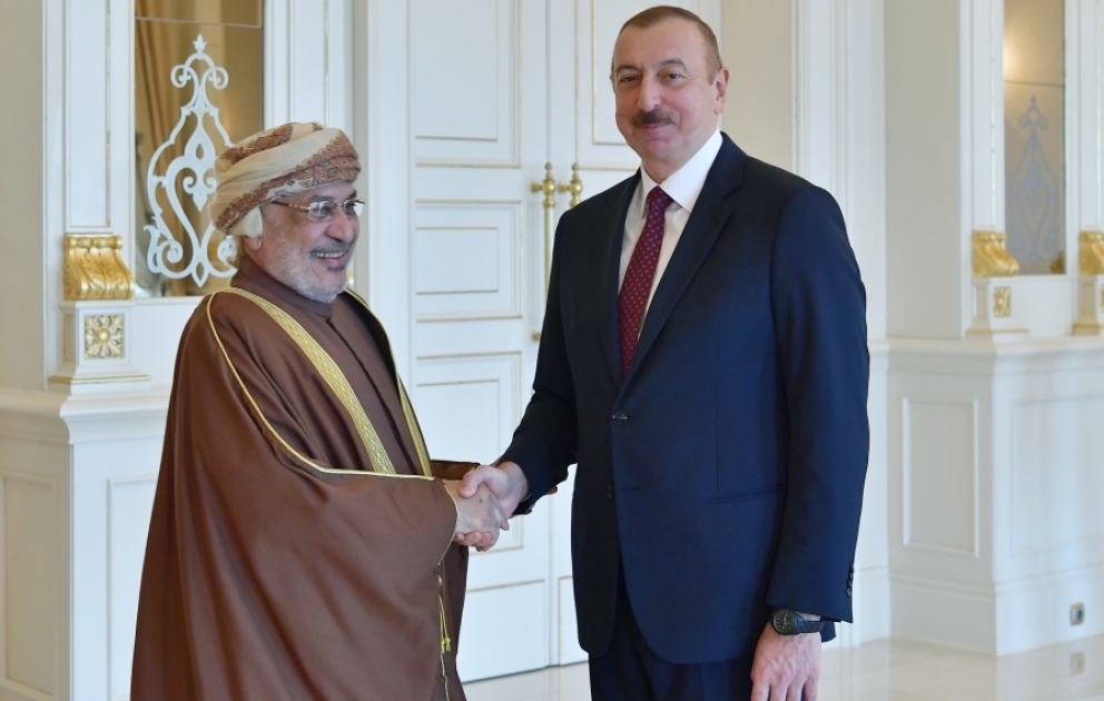 Staatspräsident Ilham Aliyev empfängt omanische Delegation