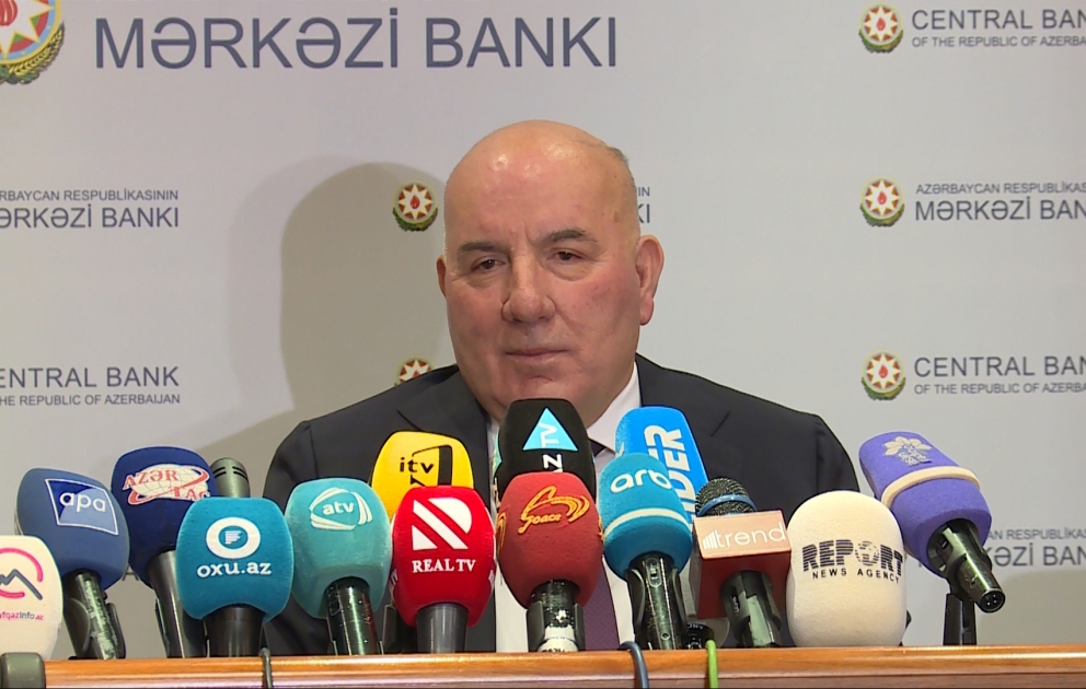 Mərkəzi Bank uçot dərəcəsini azaldıb
