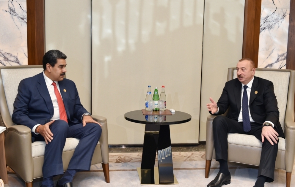 Entretien du président Ilham Aliyev avec son homologue vénézuélien Nicolas Maduro