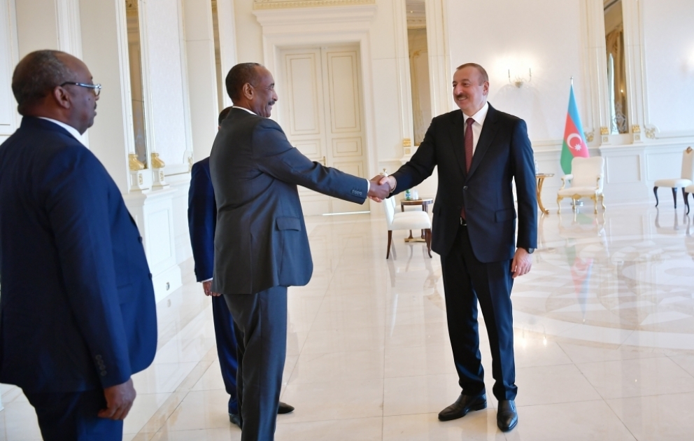 Prezident İlham Əliyev Sudanın Suveren Keçid Şurasının Sədri Abdel Fattah Abdelrahman Al-Burhan ilə görüşüb