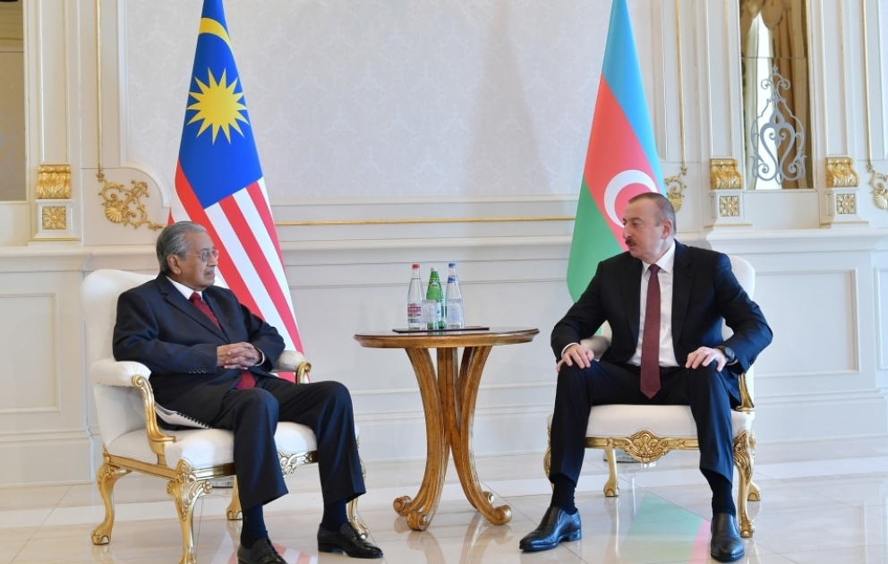 Staatspräsident Ilham Aliyev trifft sich mit Premierminister Malaysias