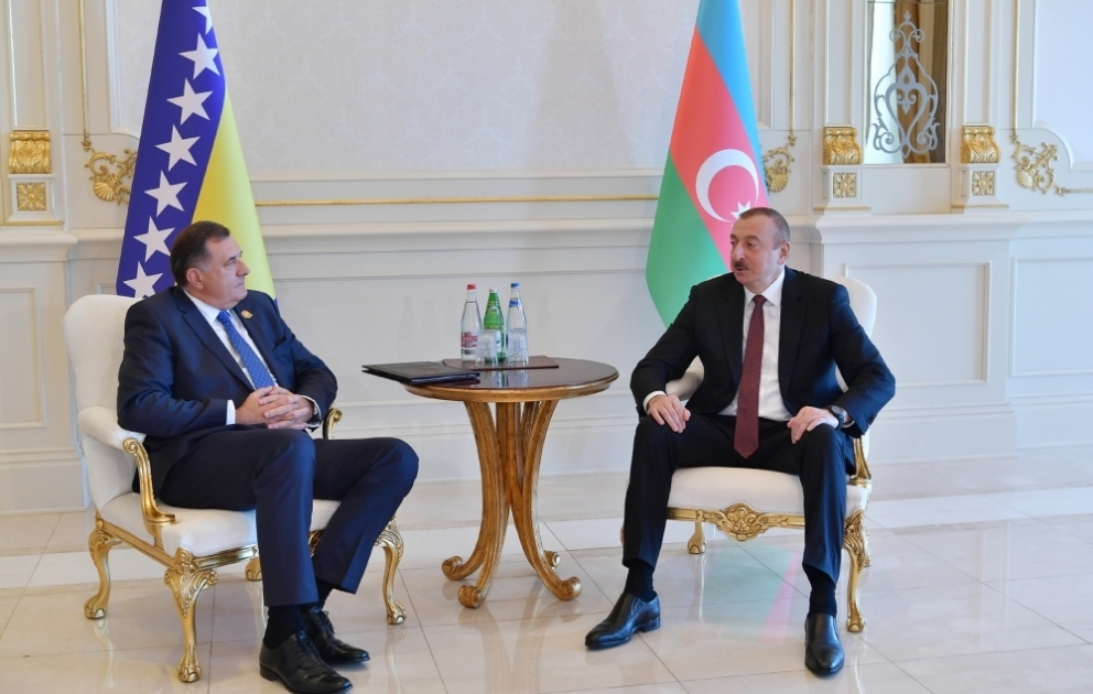 Präsident Ilham Aliyev trifft sich mit dem Vorsitzenden des Staatspräsidiums von Bosnien und Herzegowina