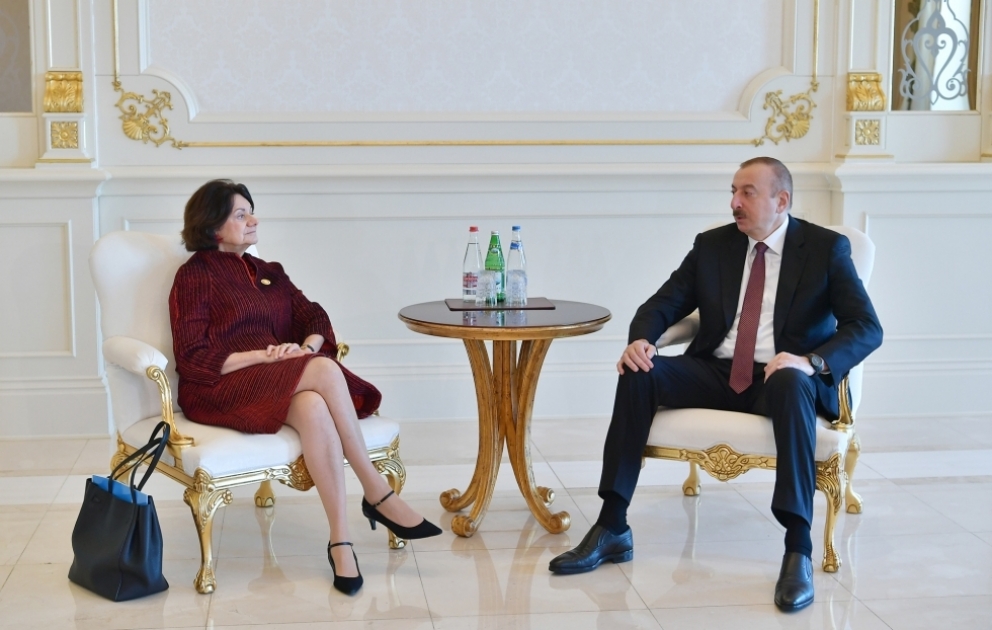 Le président Ilham Aliyev reçoit la secrétaire générale adjointe de l’ONU aux affaires politiques et à la consolidation de la paix