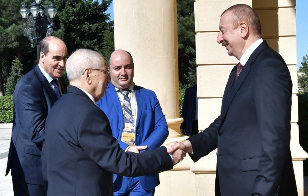 Entretien du président azerbaïdjanais avec son homologue algérien à Bakou
