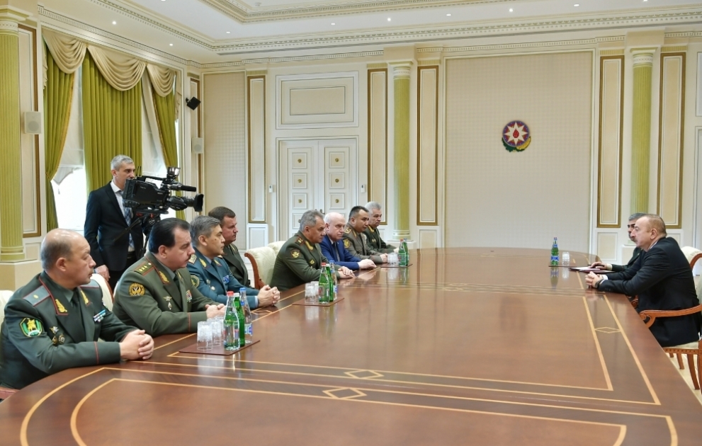 Президент Ильхам Алиев принял участников заседания Совета министров обороны СНГ