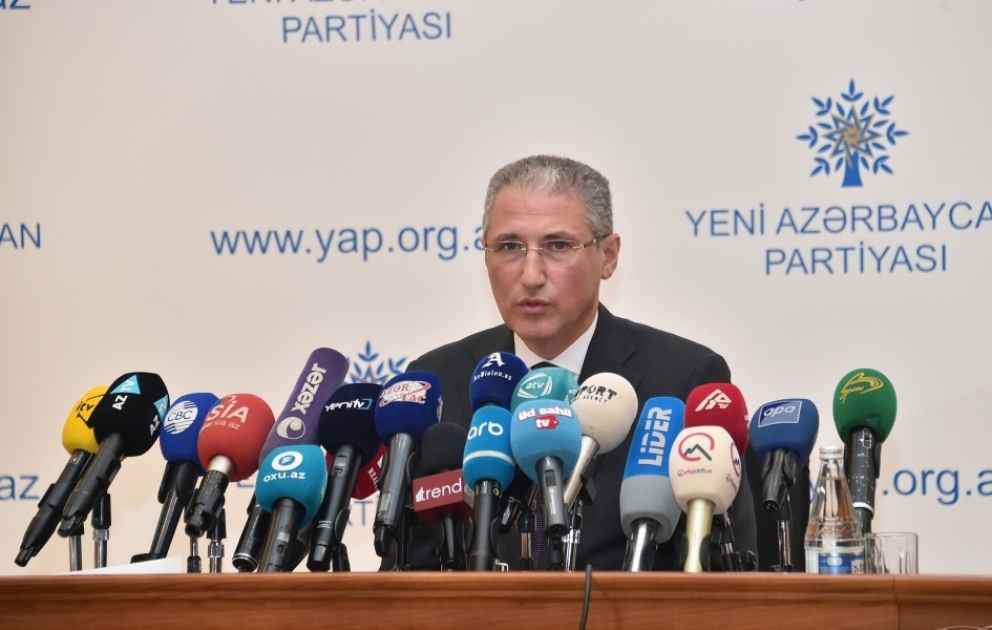 Nazir əkiləcək 650 min ağacın yaşıllıq zolağına çevrilməsi üçün ictimaiyyəti aktiv olmağa çağırıb